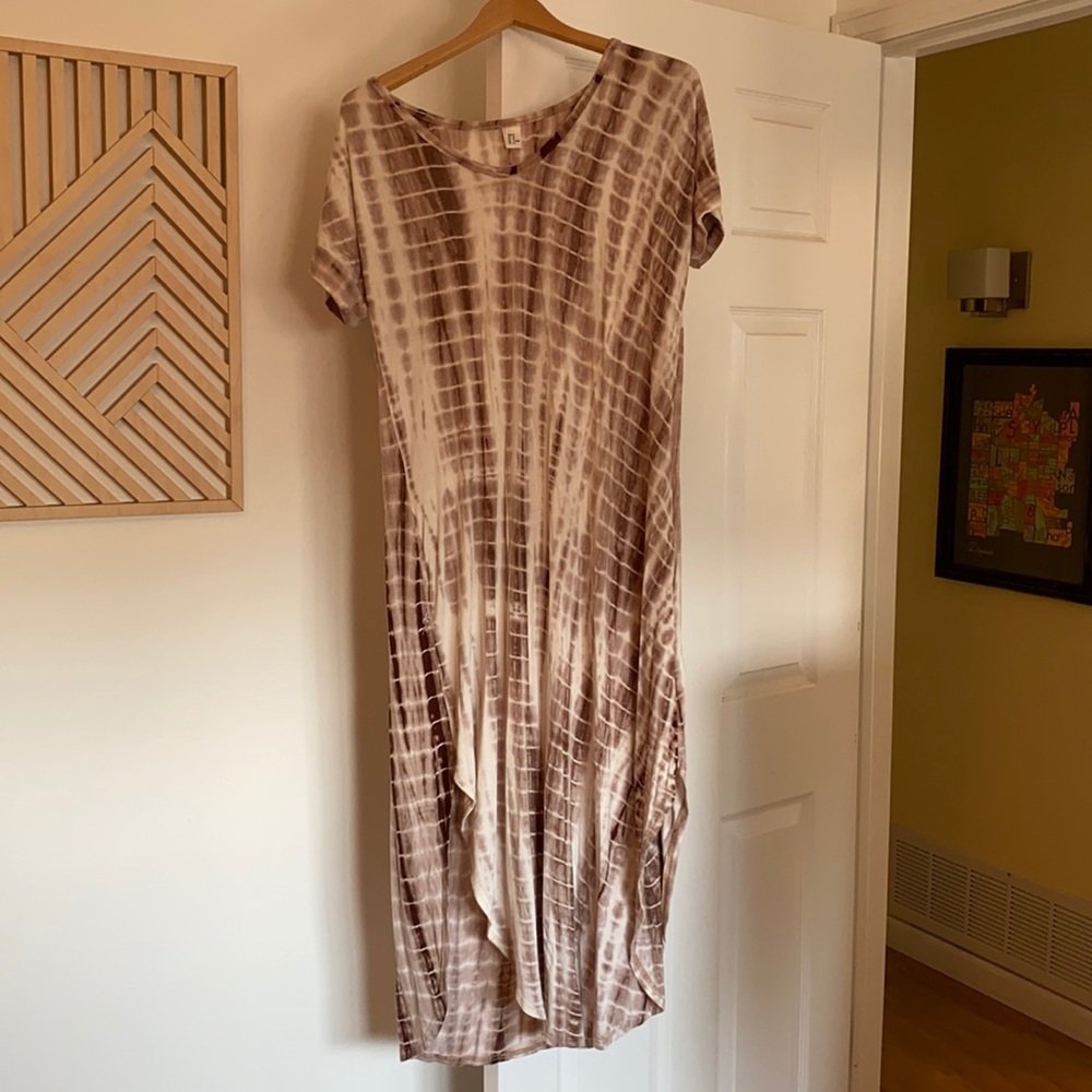 Brown and cream dress
